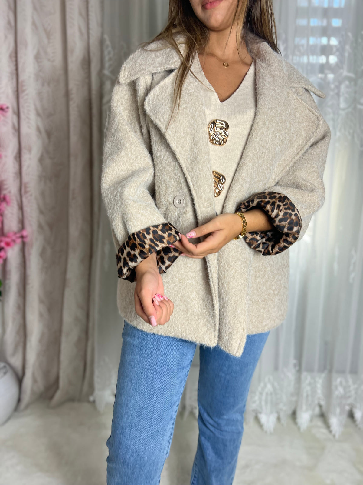 Veste à manches longues avec doublures léopard beige
