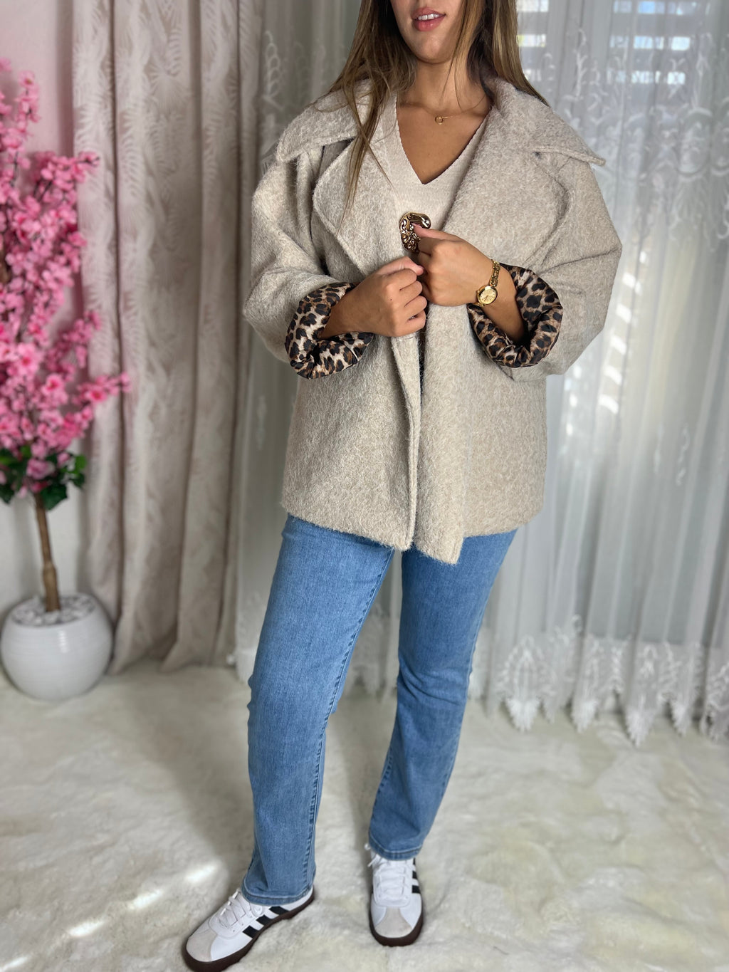 Veste à manches longues avec doublures léopard beige