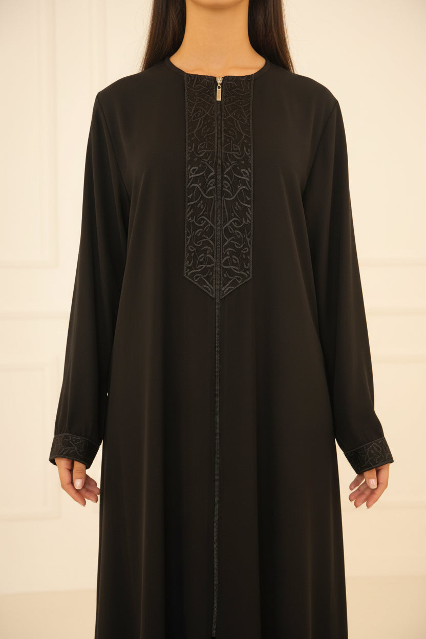 Robe création faite main avec calligraphies arabe