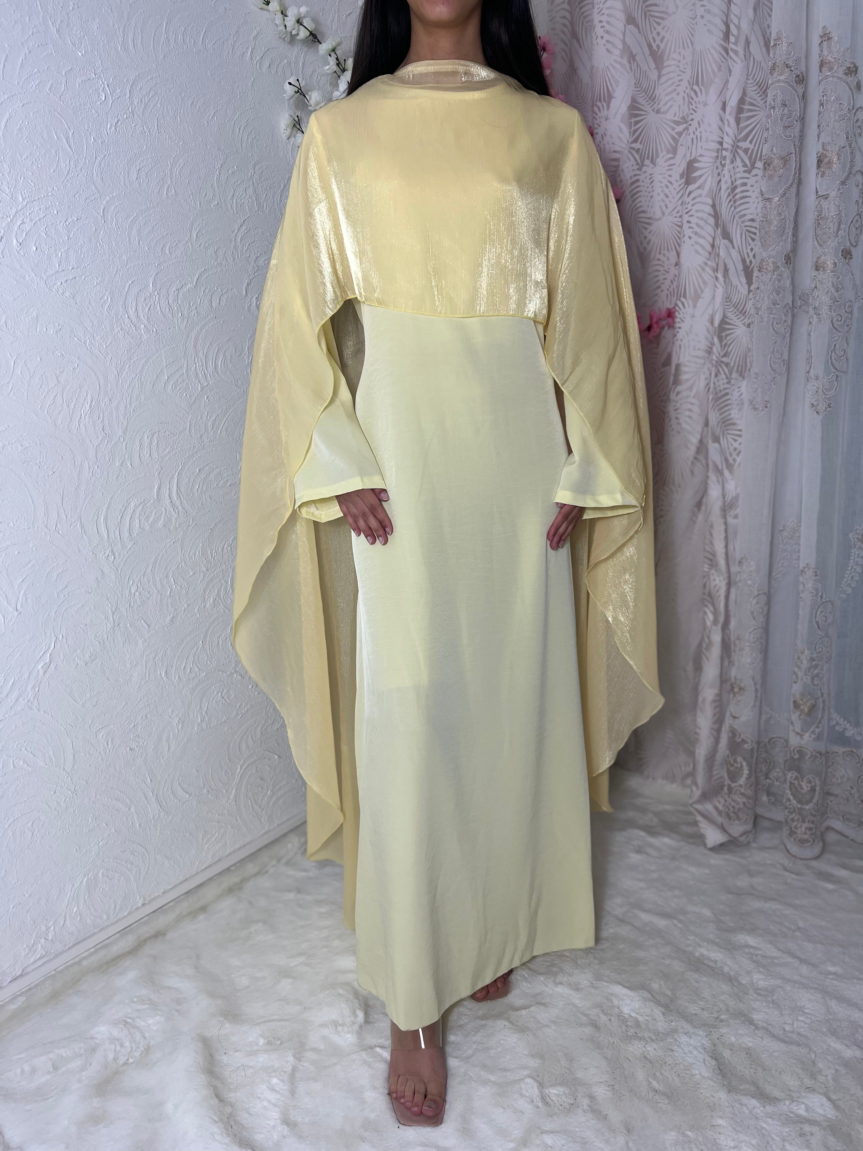 Robe longue à voilages