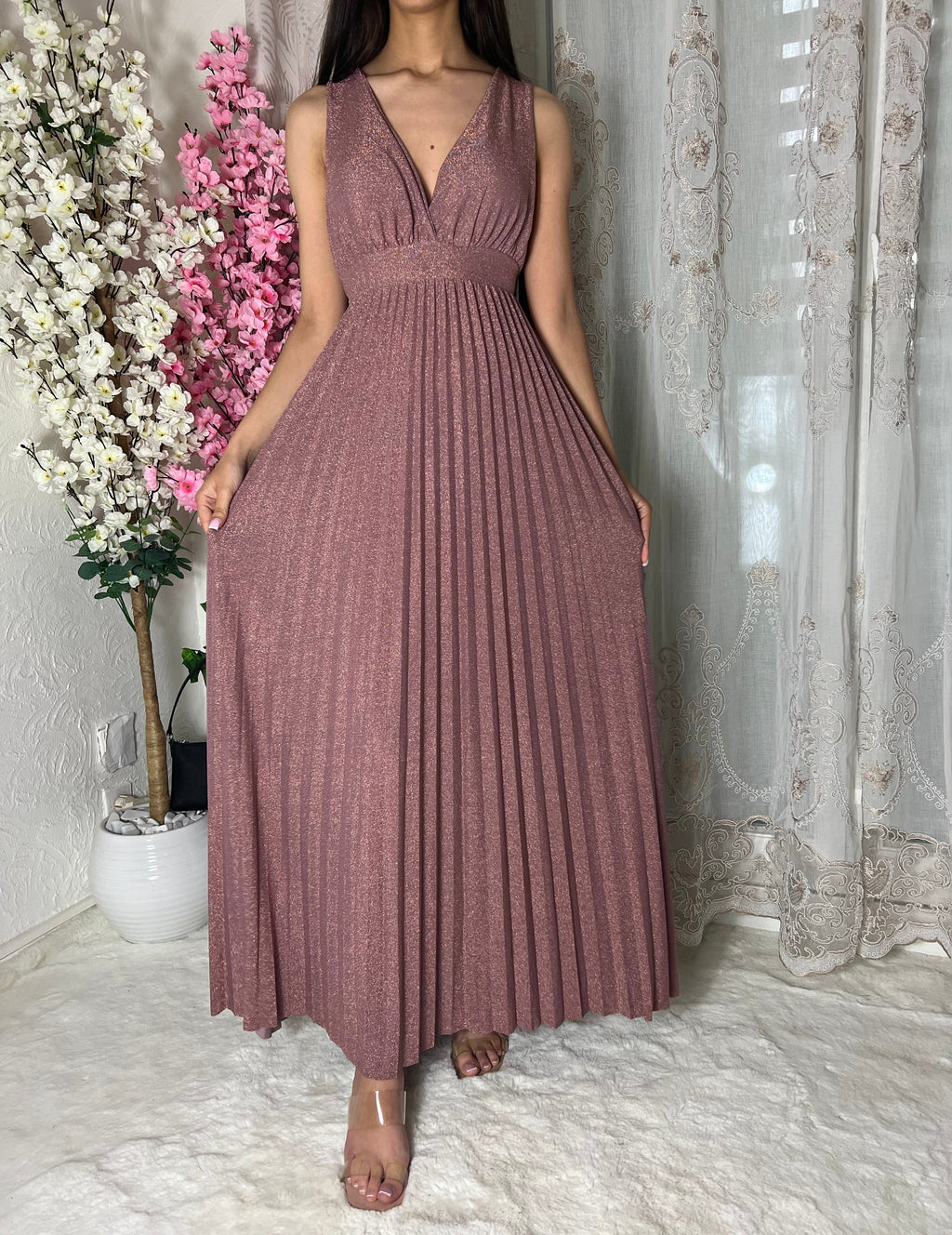 Robe longue pailletée plissée