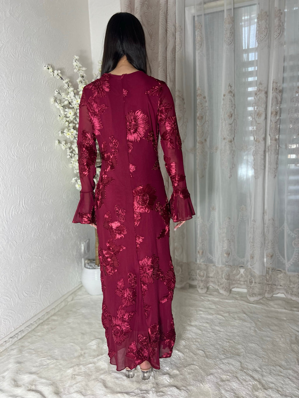 Robes longues à fleurs nacrées