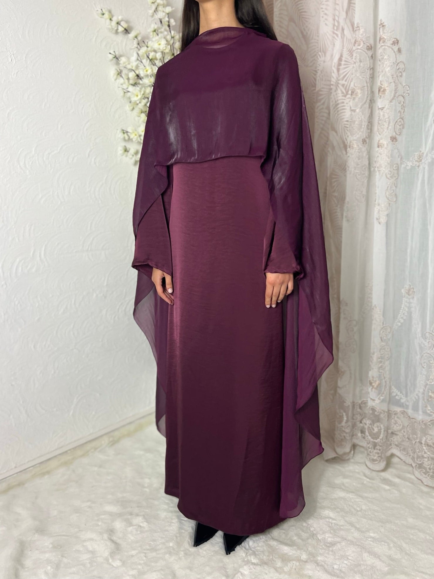Robe longue à voilages