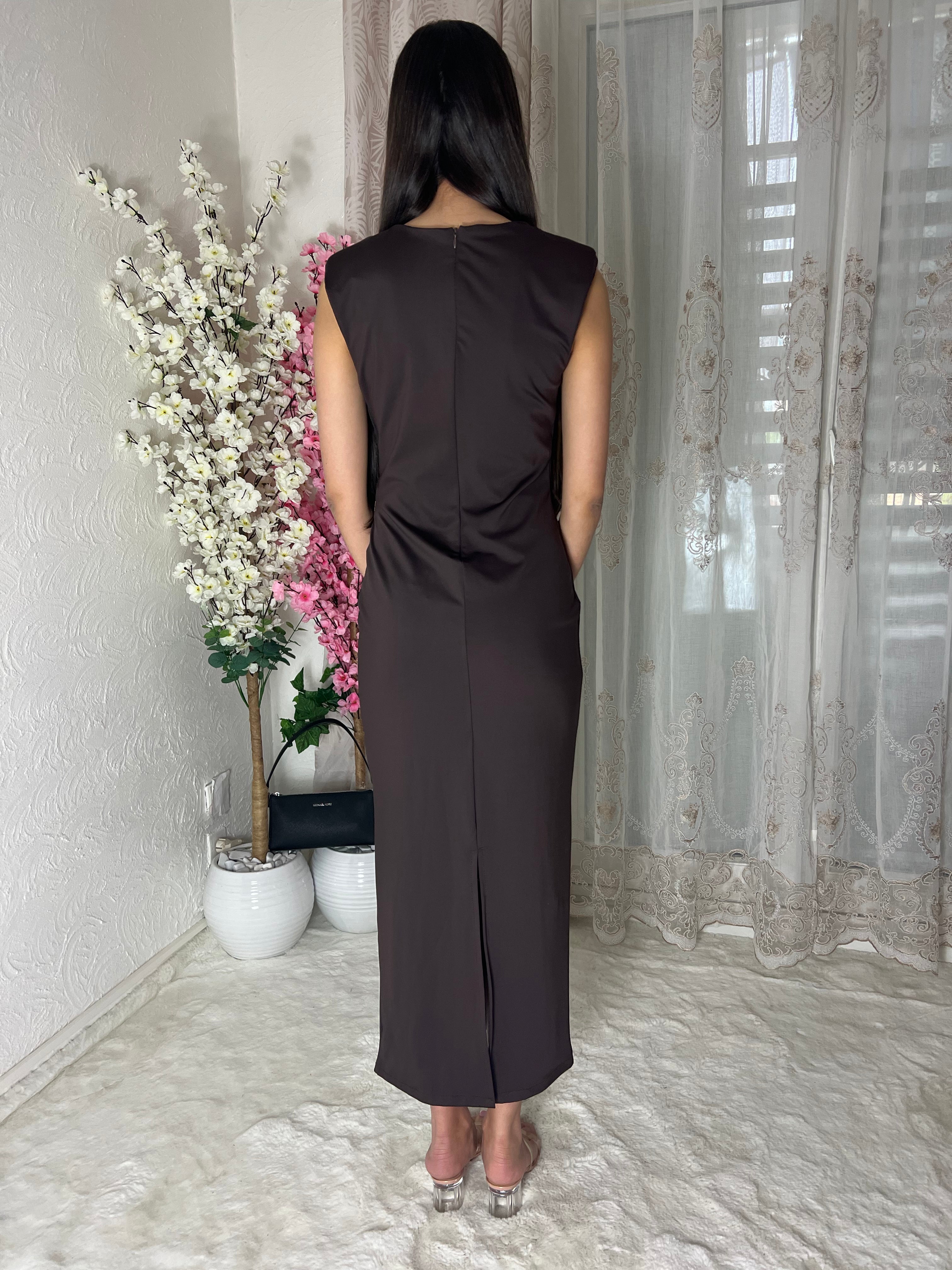 Robe longue cintrée